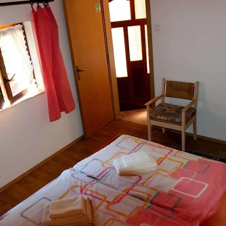 One-bedroom In I Vakantiehuis Povile